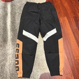 Guess ski/track pant👀